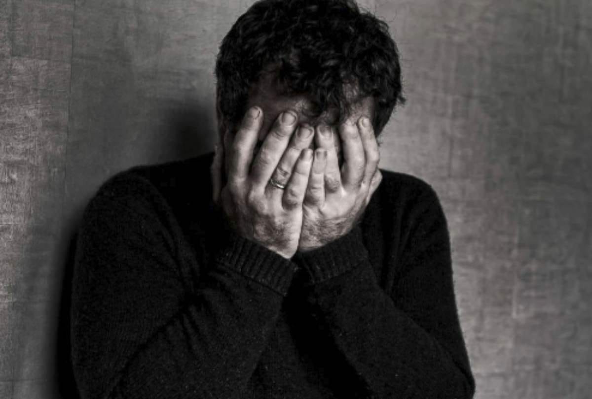 causes symptoms and treatment of mental disorder