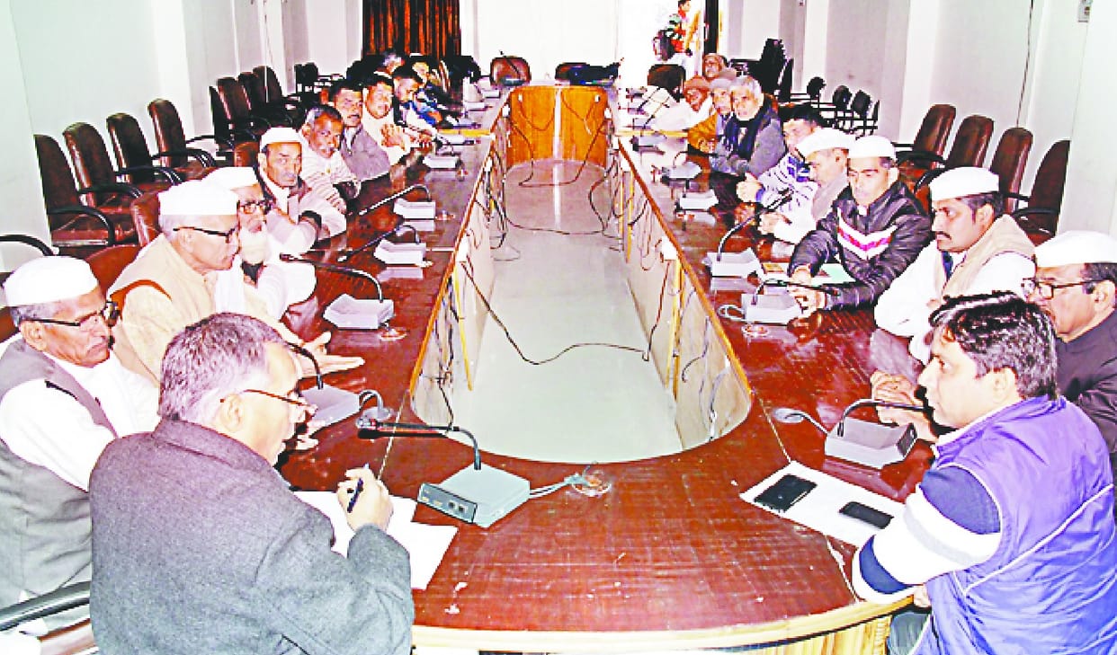 Farmers gave ultimatum till tomorrow