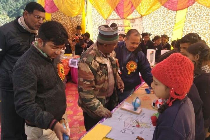 Children's models drawn attention
