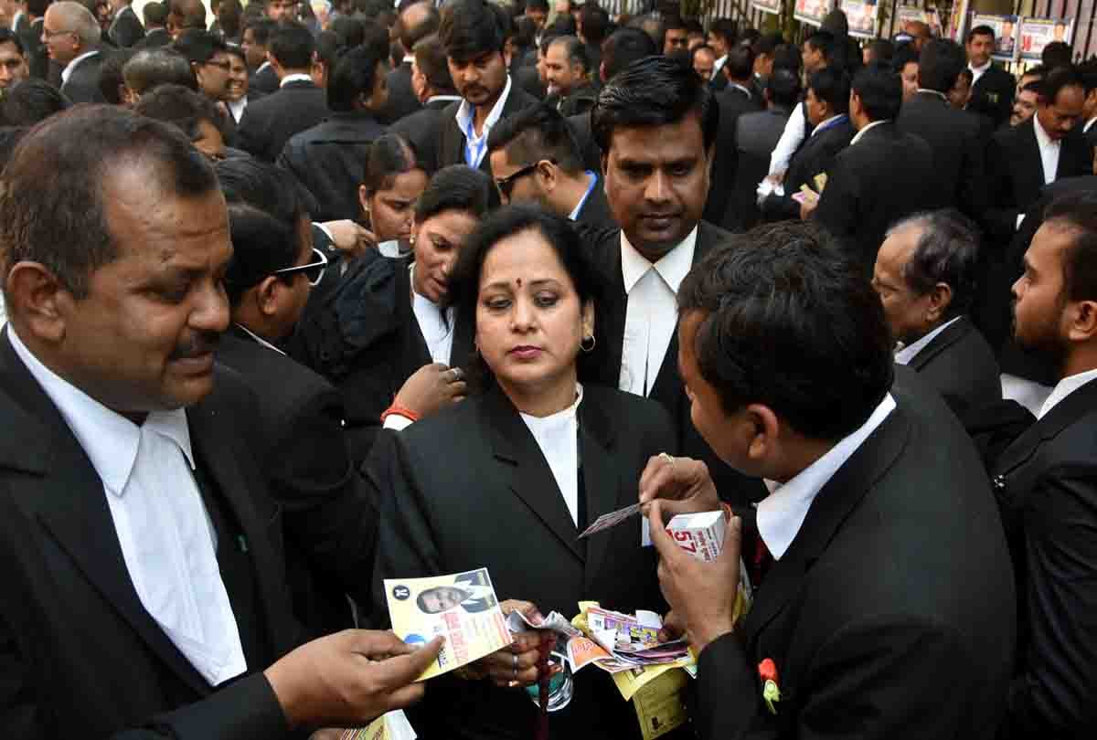 76 percent voting in the High Court Bar