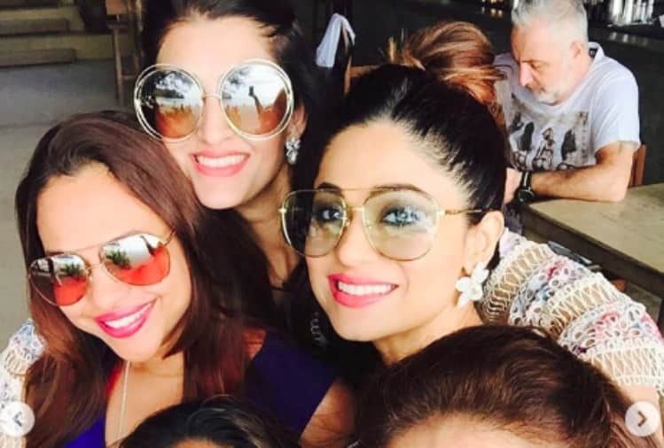 shamita shetty celebrated birthday with sister shilpa shetty