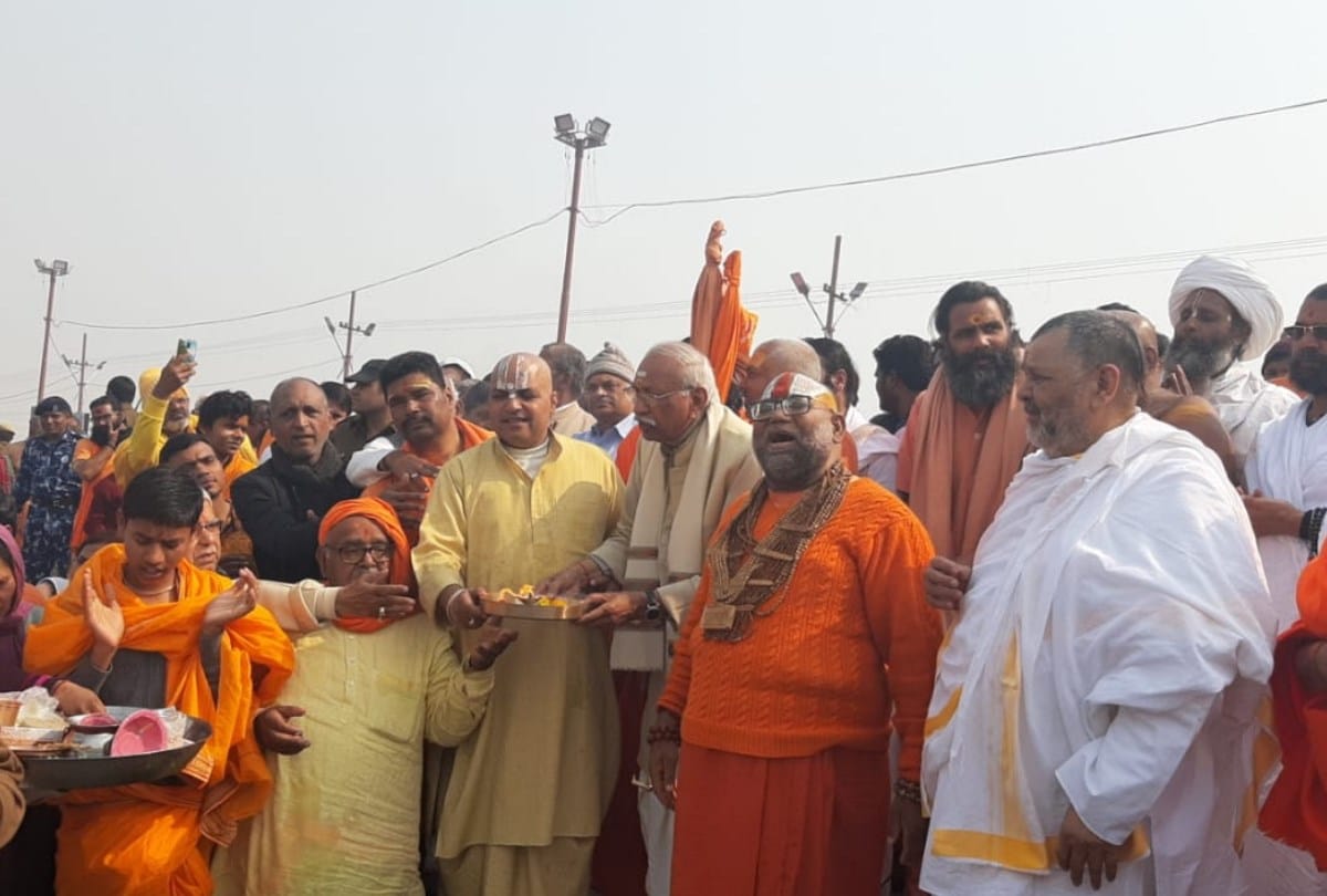 kumbh 2019: VHP Sankalpa Yatra for ram mandir after Dharma Sansad in kumbh mela prayagraj