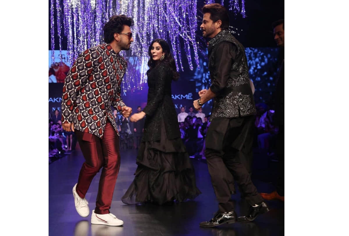 anil kapoor janhvi kapoor ranveer singh did ramp walk on lakme fashion week 2019