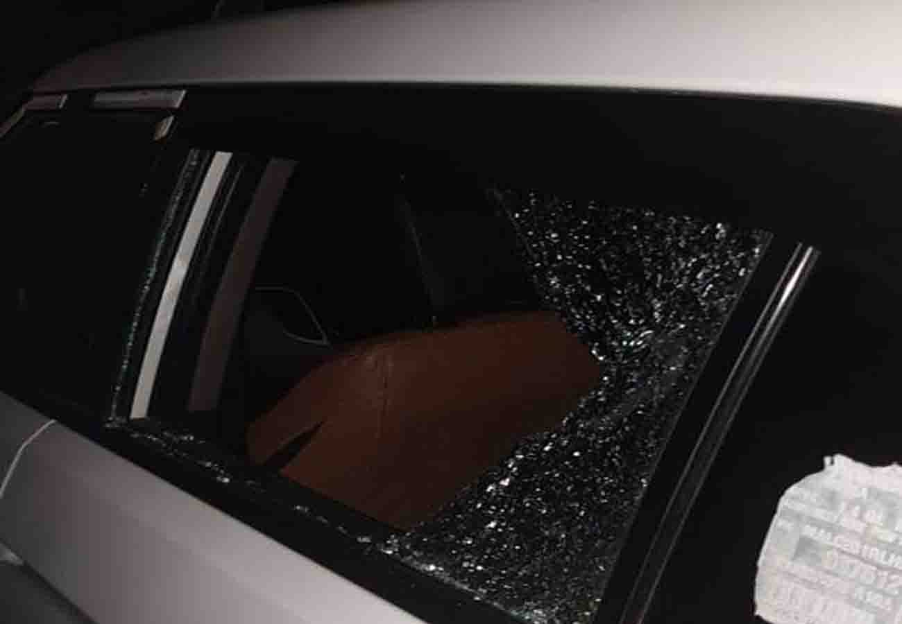 loot with sp mla irfan solanki from his car