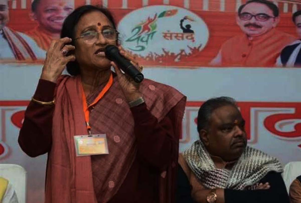reeta bahuguna joshi big statement on priyanka gandhi