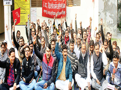 Strike workers on board