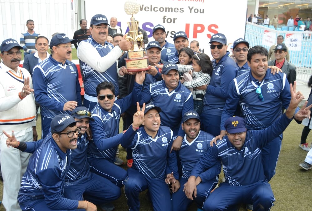 pics of ias and ips eleven cricket match.
