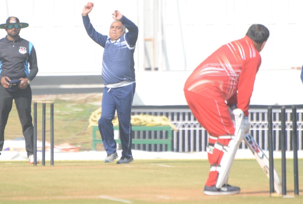 pics of ias and ips eleven cricket match.