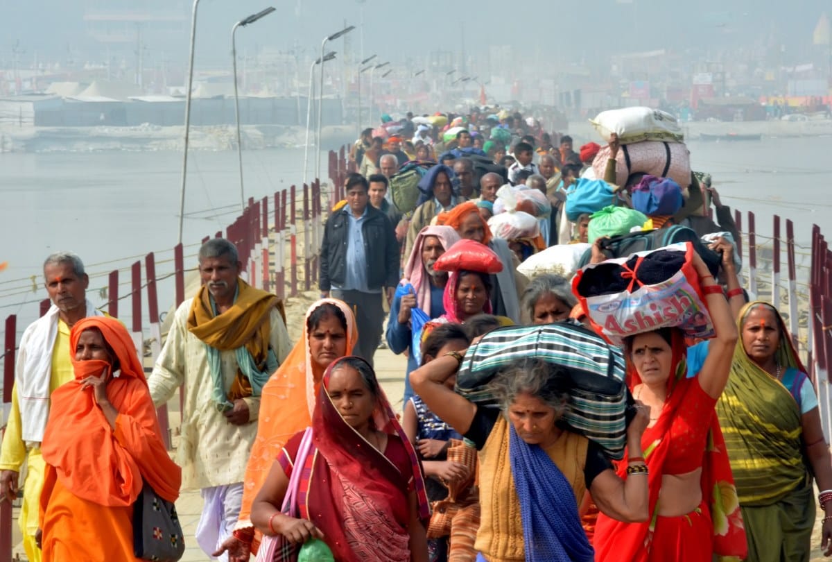 Kumbh Mela 2019 mauni amavasya Dusra shahi snan heavy crowd of devotees