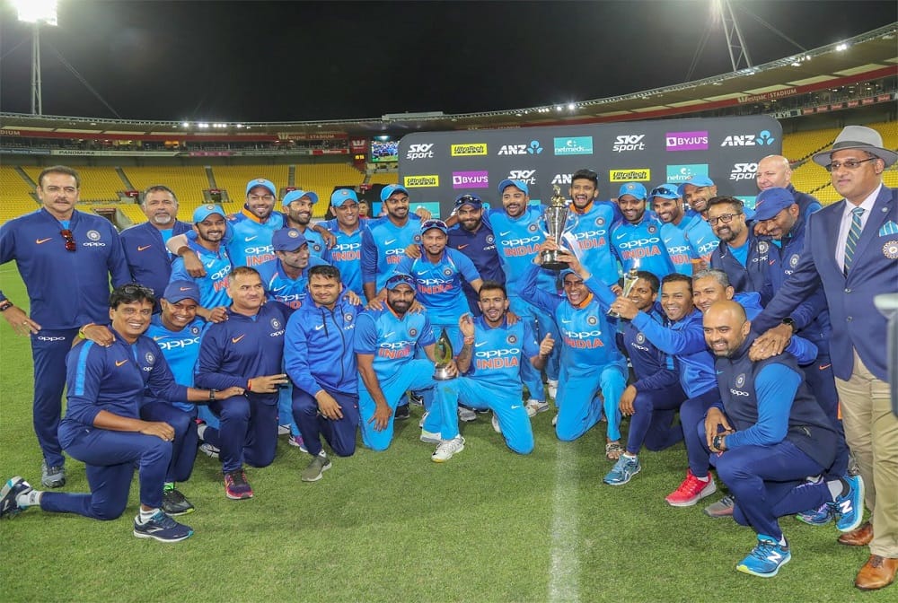NZvIND: LIVE updates and scorecard of fifth and last ODI from Wellington between India and NZ