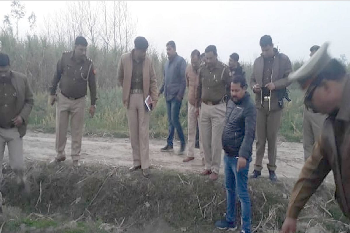 Saharanpur, Encounter in deoband and four accused injured shot of police officers