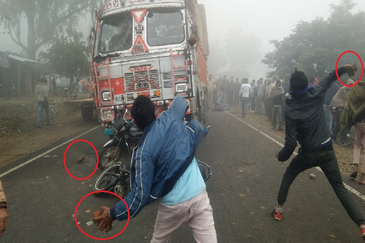 Muzaffarnagar, one killed in truck accident and three injured