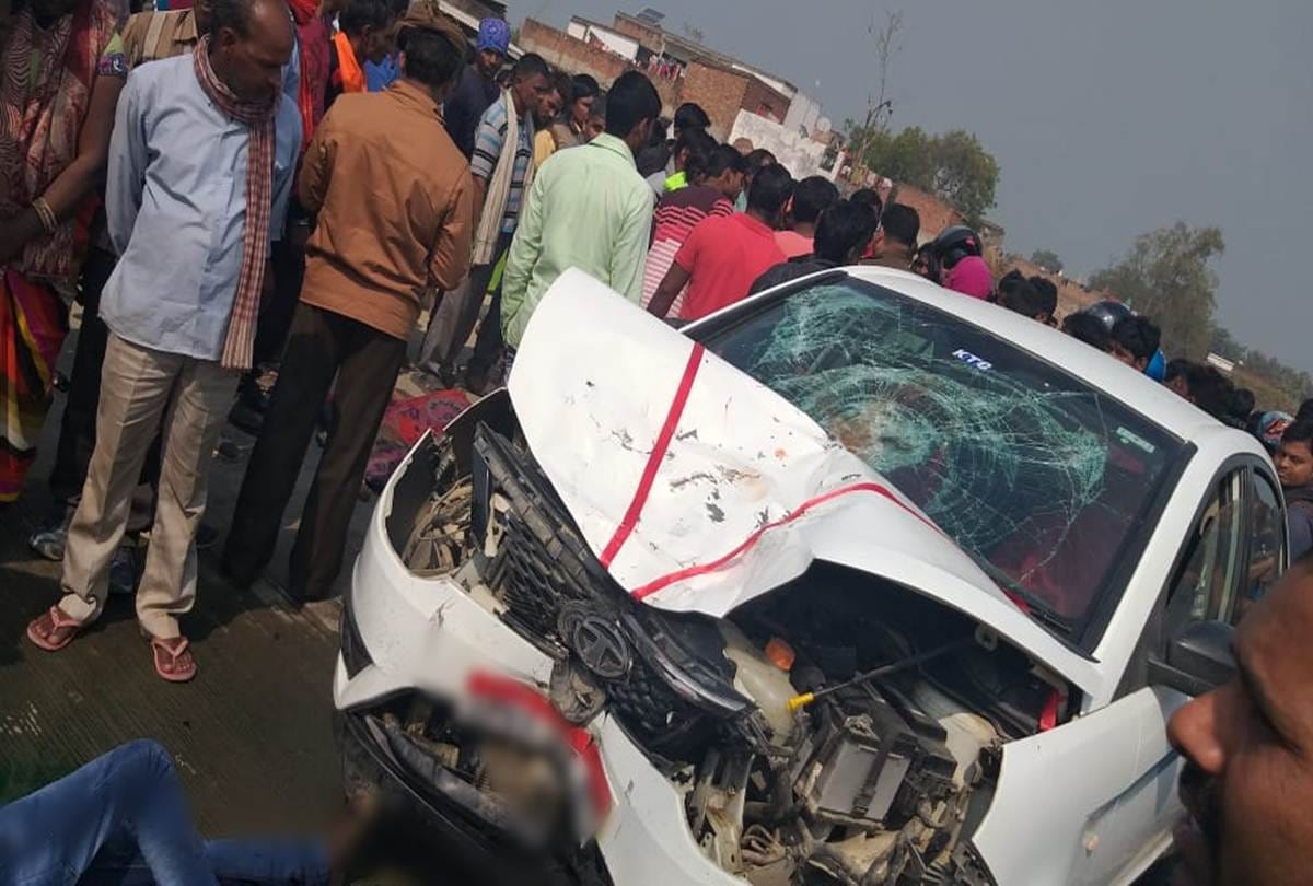 4 people dead in road Accident in Varanasi who going to bath in Ganga