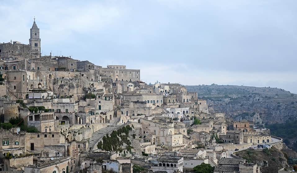 italy citizenship in 1500 rupee know about city of shame