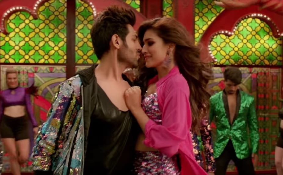 Kartik Aaryan and Kriti Sanon trolled each other on Instagram over Majnu bhai comment