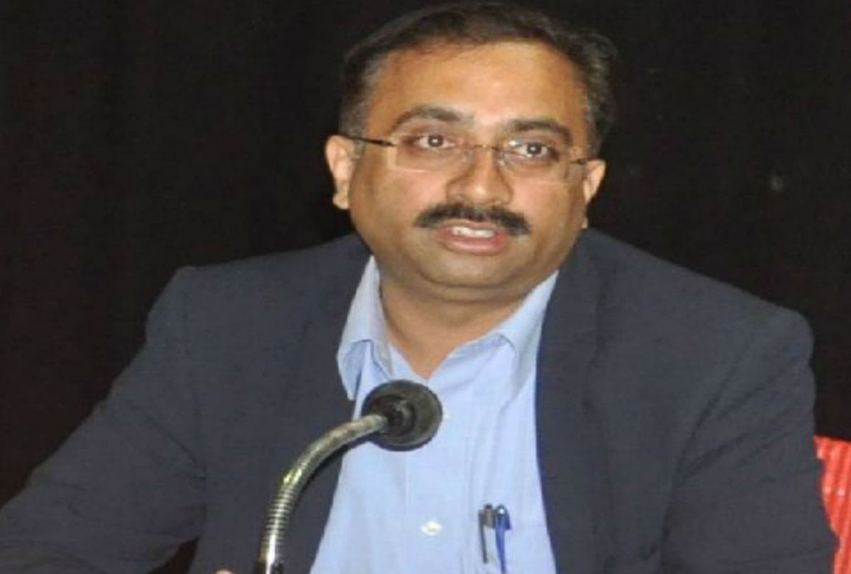 DM Agra sent letter to the government for action against CMO
