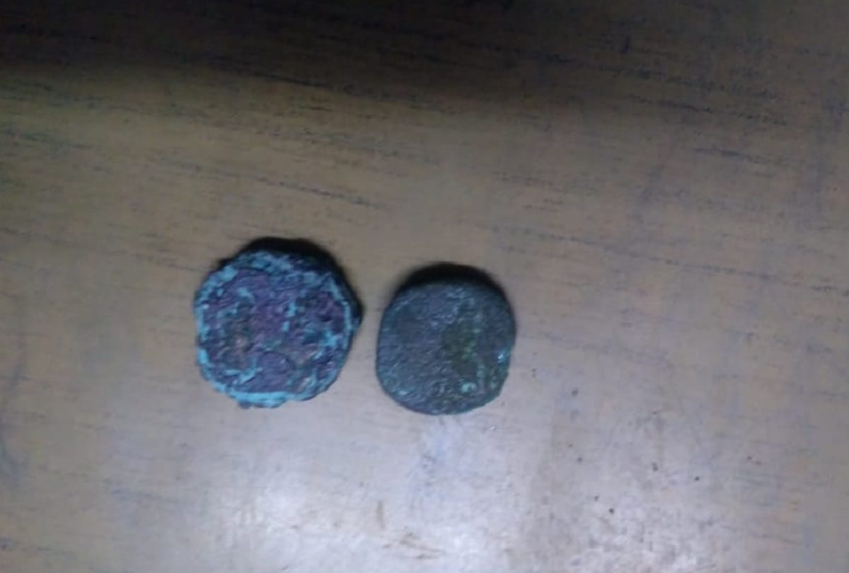 Metallic Coin and Pottery found of Mahabharata period in Hastinapur Meerut