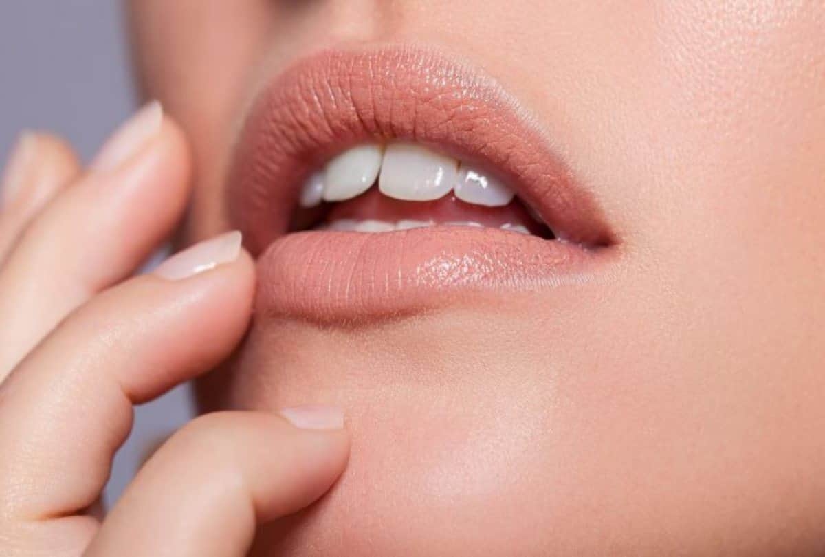 use vitamin e in 5 ways to get glowing skin and clean under eye