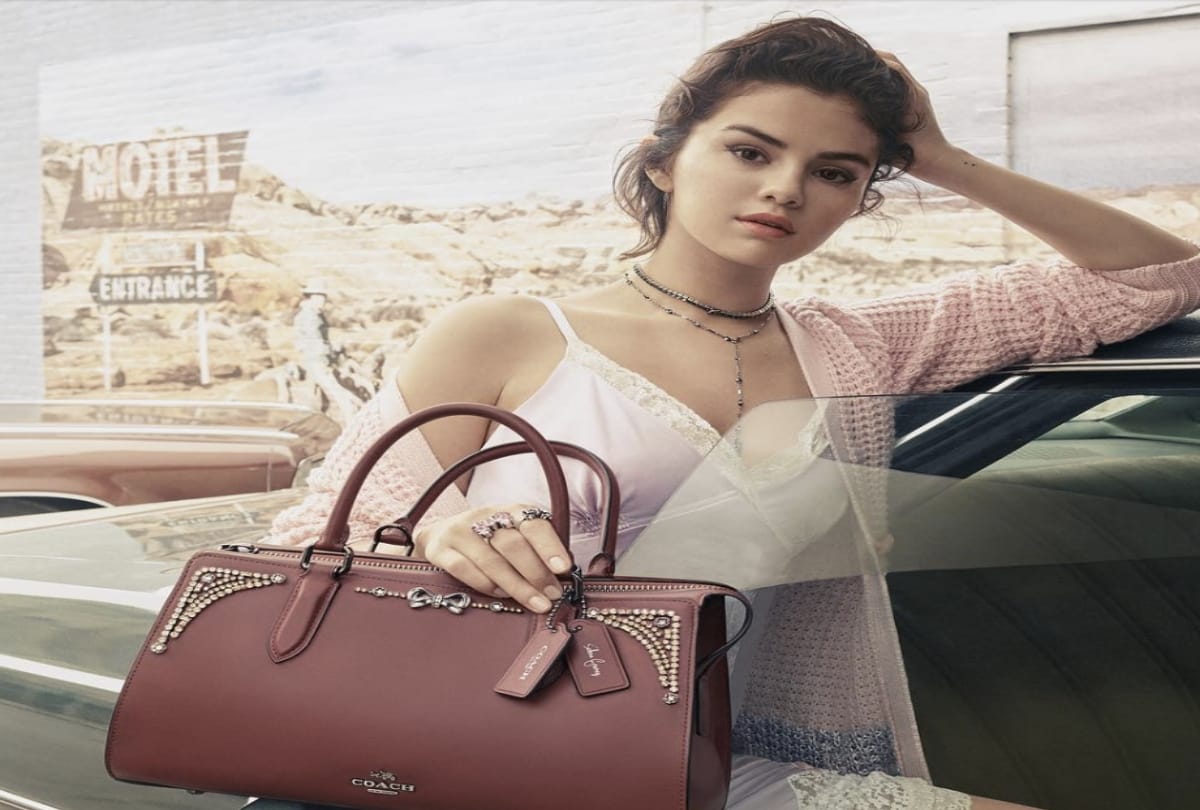 Selena gomez pay too much for an hour to gym trainer