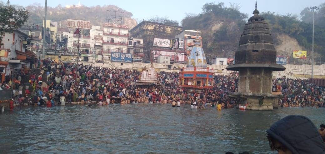 Mauni Amavasya 2019 ganga snan in cold at haridwar