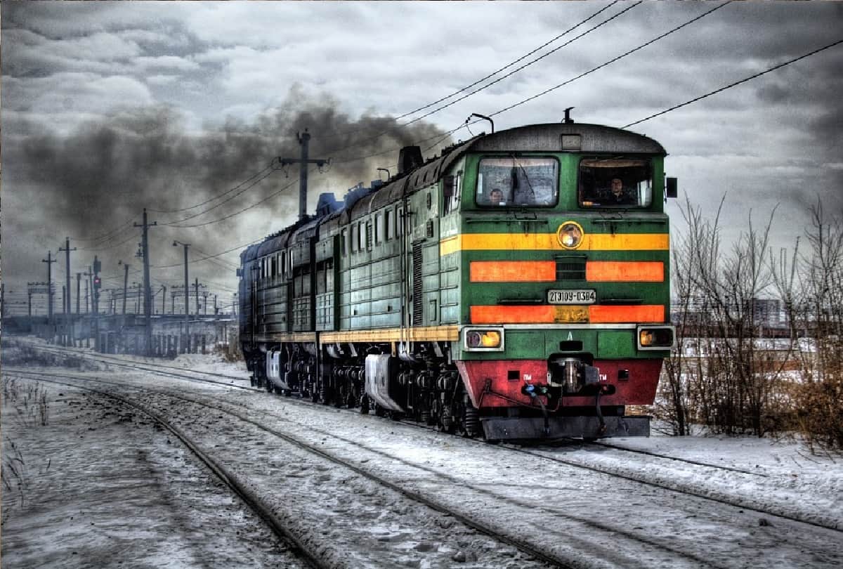 IRCTC Special ticket offer book now win 50 lakhs with insurance