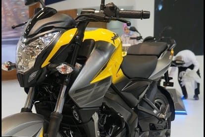 Bajaj pulsar 200Ns got new colour option