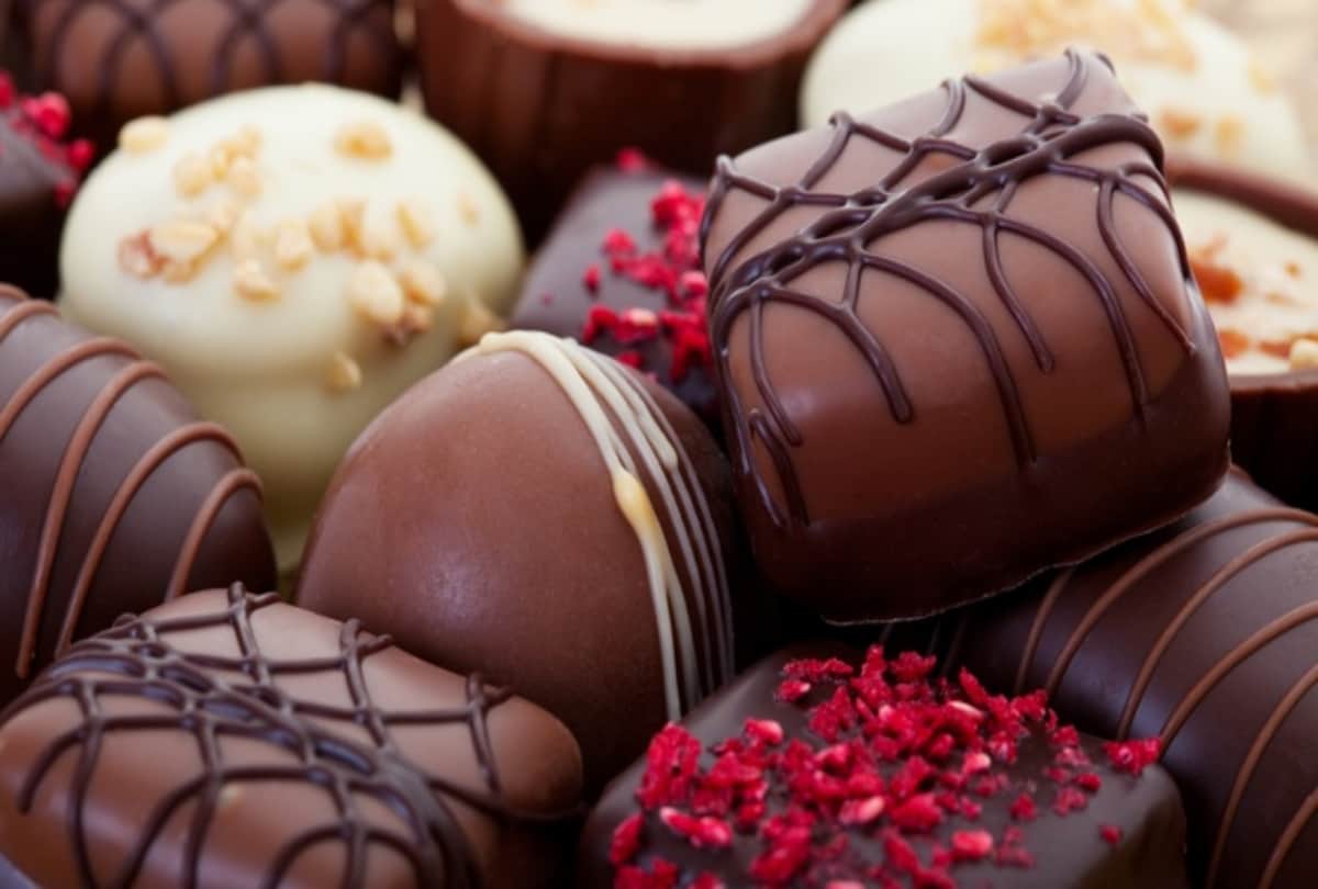 happy chocolate day 2019 only girls can give chocolate to boys