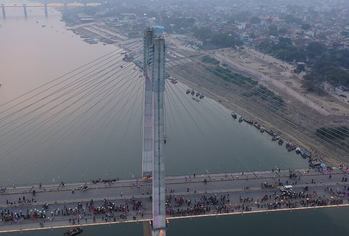 Ardh Kumbh mela Mauni Amavasya Maha snan unexpected devotees crowd, photos telling Story