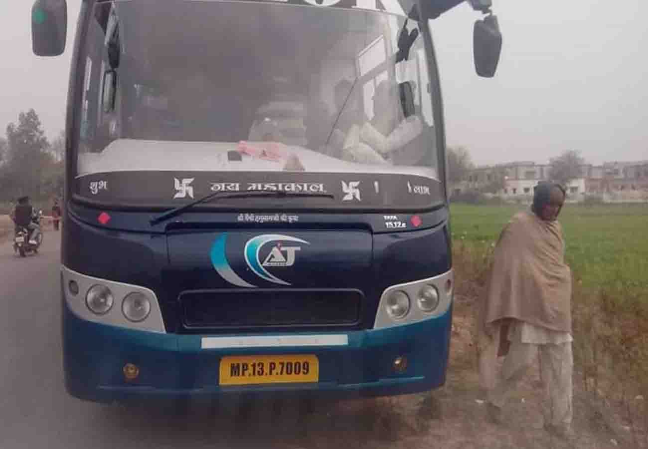 road accident in chitrakoot, one people died
