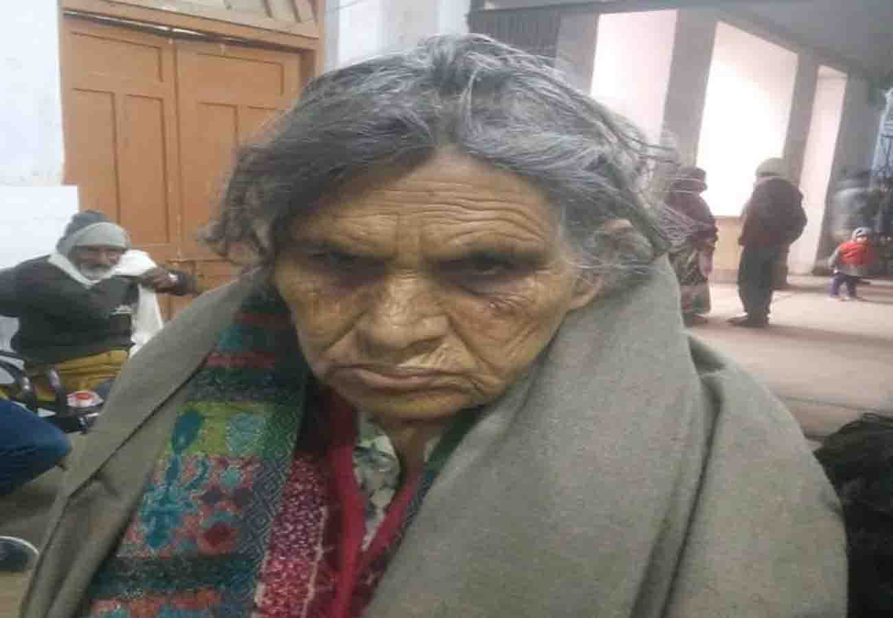 Kumbh mela 2019 sadhu road accident in kanpur, three people died and seven injured