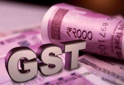 news related to GST returns and kanpur businessman
