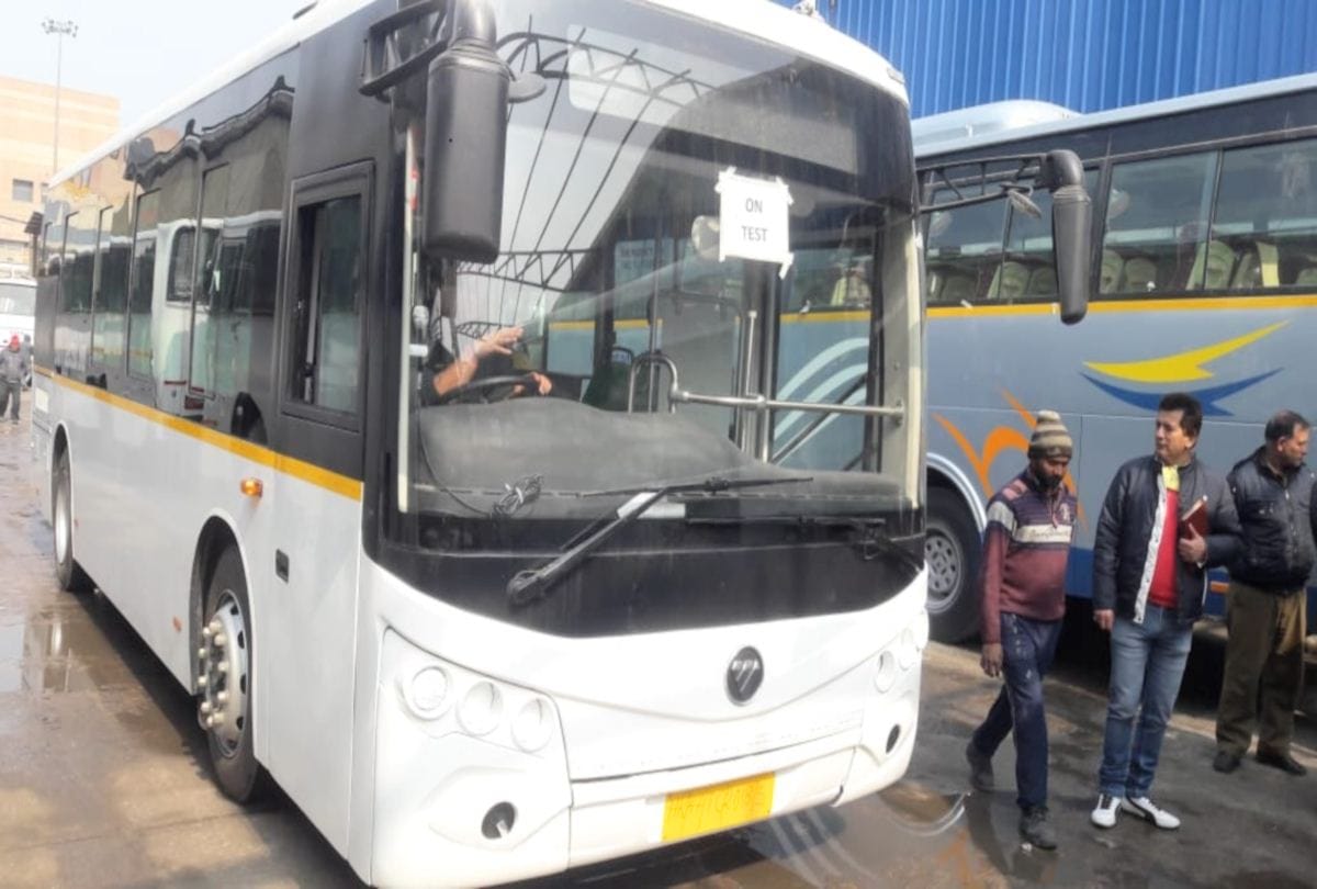 700 electric buses will run in 14 cities including Lucknow.