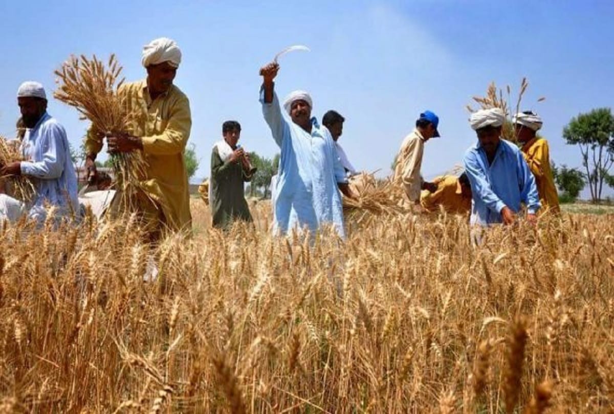 No charge from farmers for taking loans up to three lakh