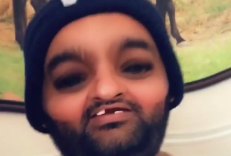 kapil sharma with mika singh share video funny look