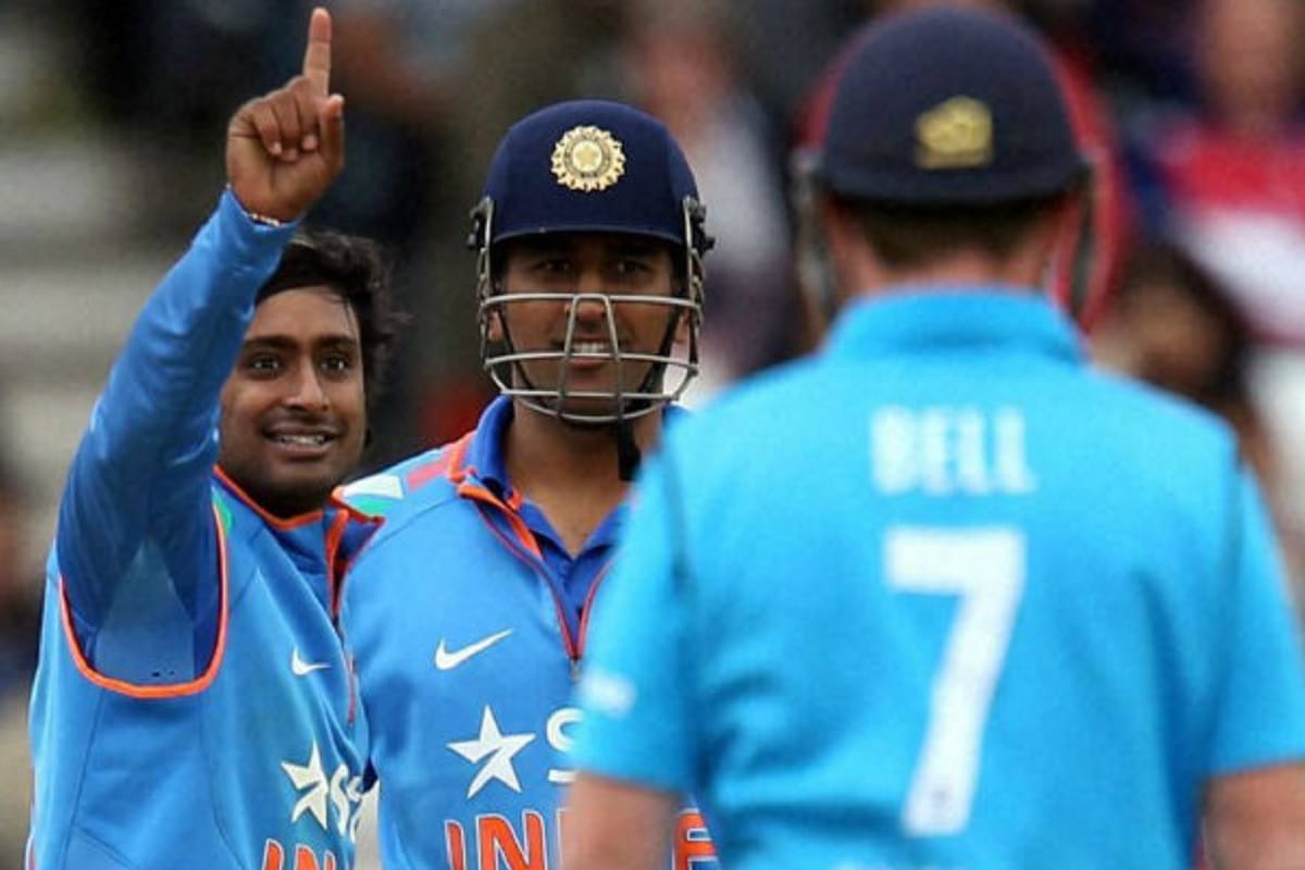 sunil gavaskar says rishabh pant should get a chance to play on number 4 or 6