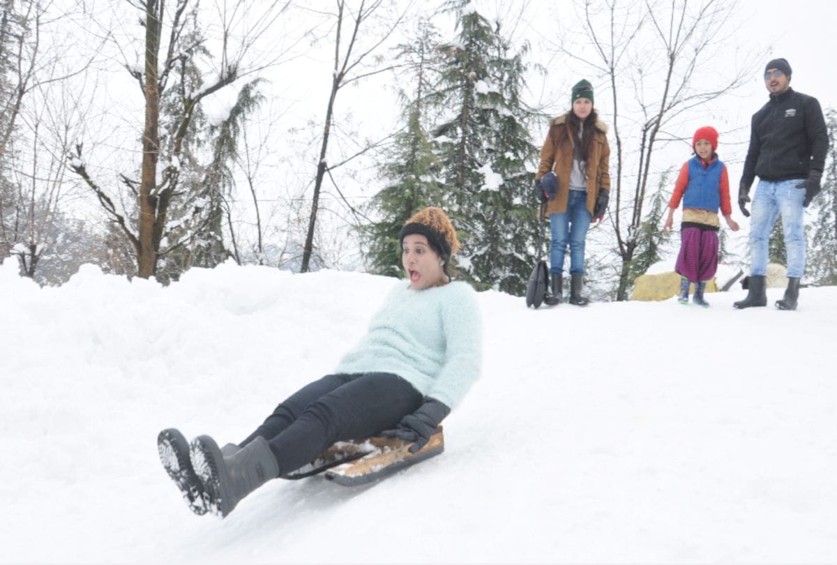 fresh snowfall recorded in himachal and heavy snowfall warning