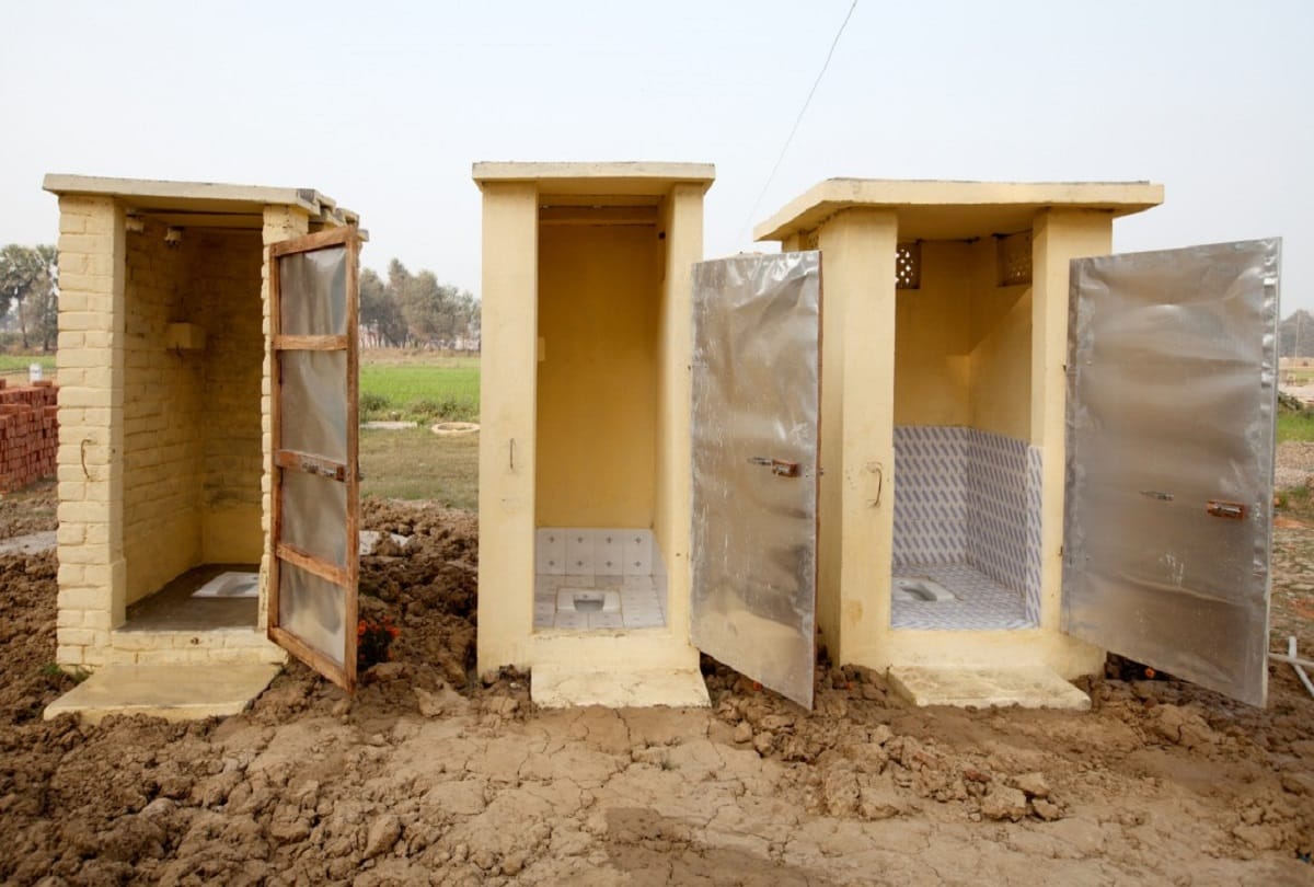 Pm narendra modi swachh bharat mission gramin project toilet