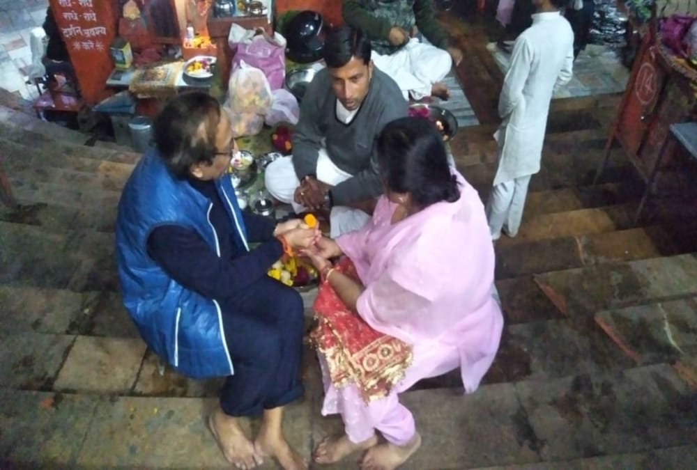 Pandit doing Religious ritual on salary base now in haridwar