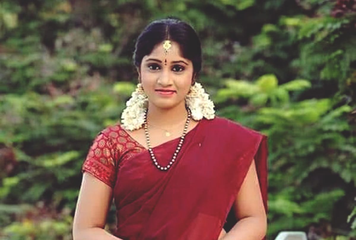 Telugu TV Actress Naga Jhansi Found Dead police examining the call data and chat records