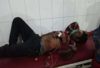 four injured in firing in bahraich.