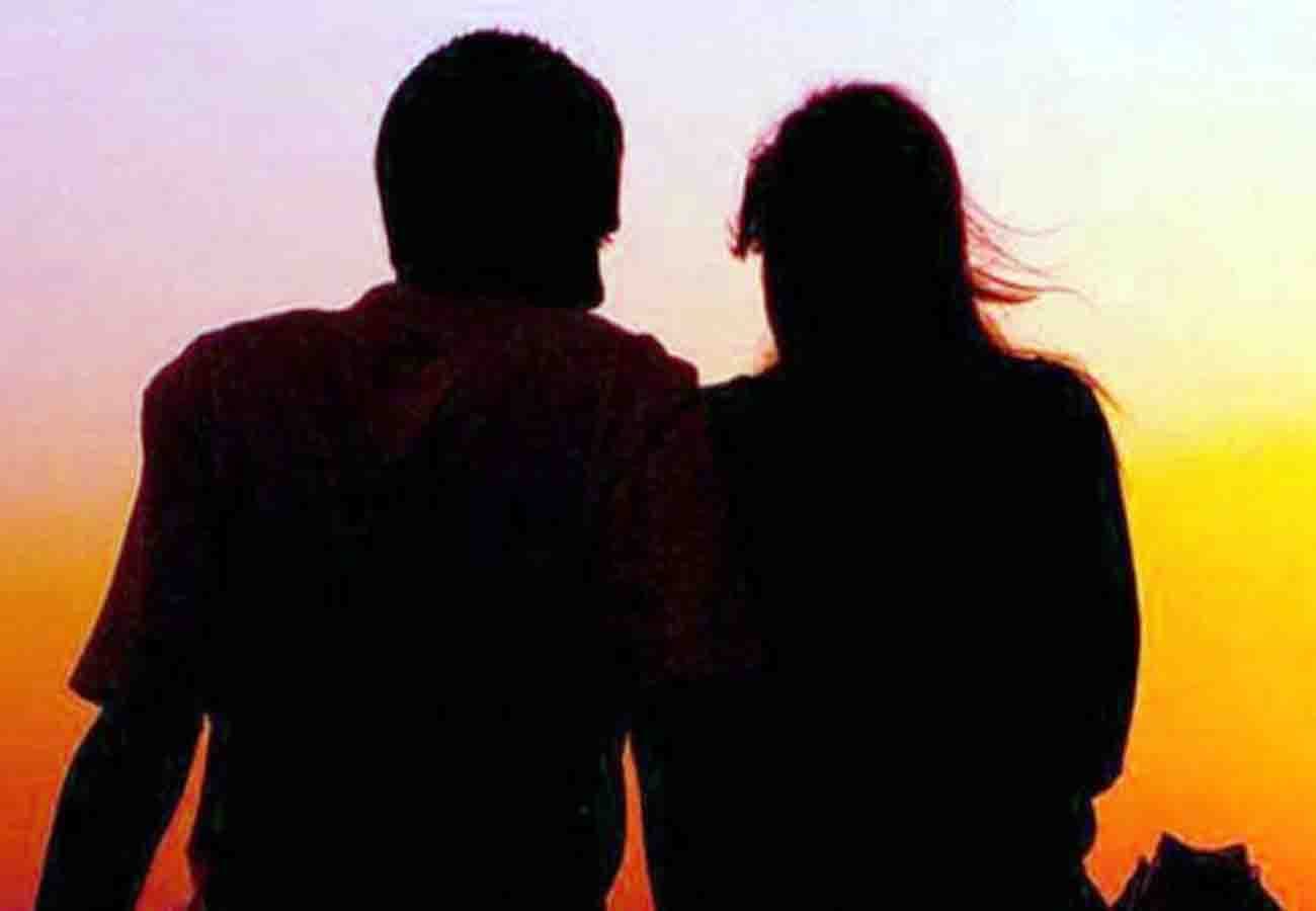 husband wife and lovers story from hardoi