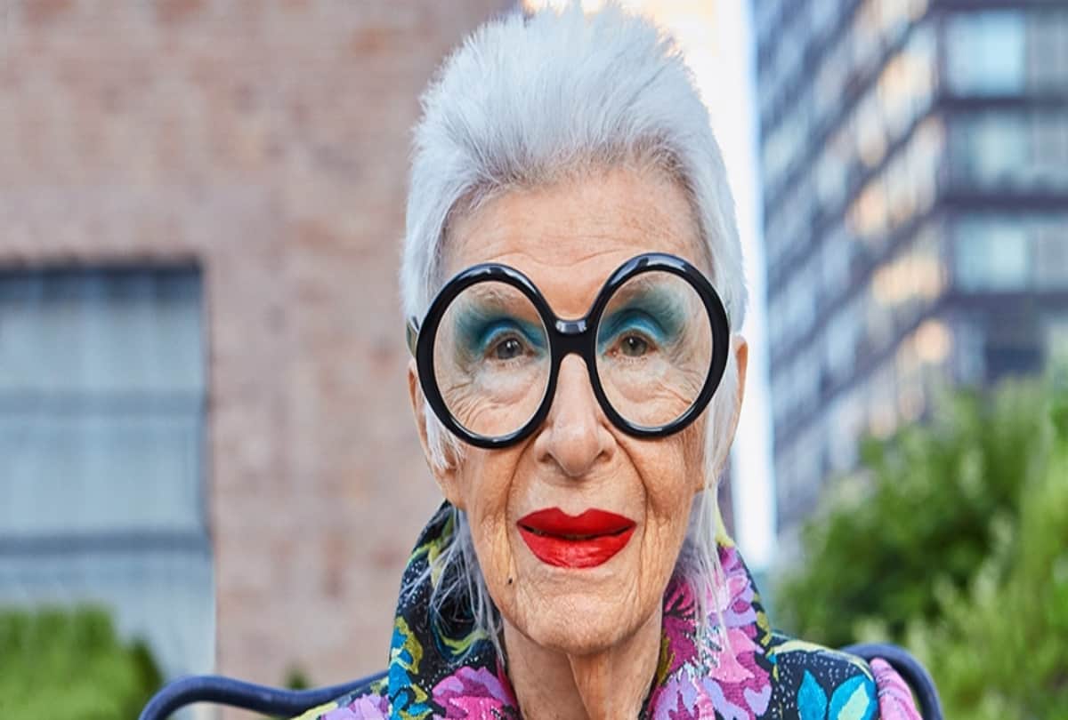 Iris Apfel signs modelling contract with IMG at the age of 97