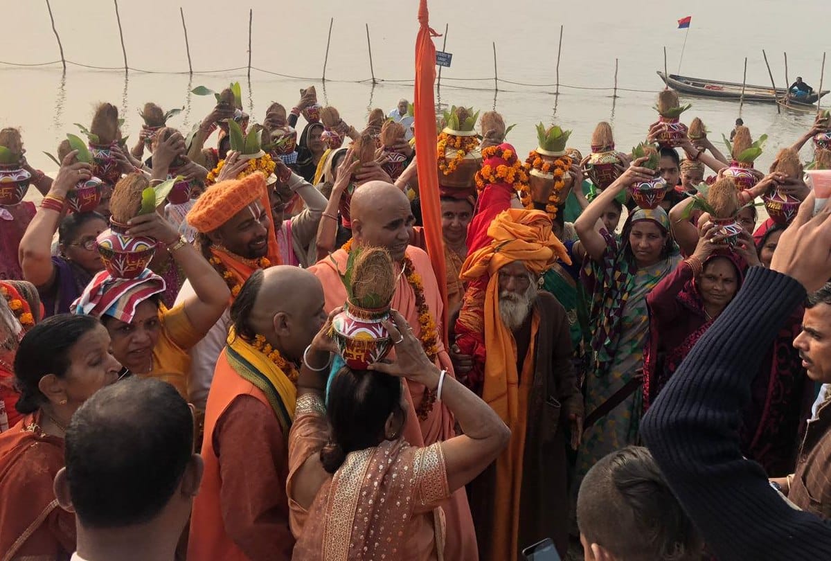 kumbh 2019ः kalash yatra for unity in kumbh mela prayagraj