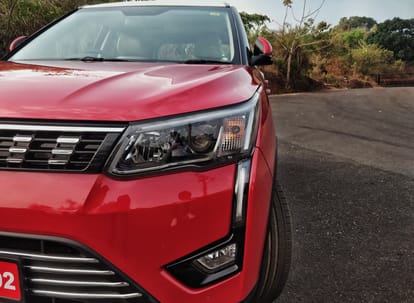 Maruti Vitara Brezza, tata Nexon and Ford Ecosport Rival Mahindra XUV300 received 4000 bookings