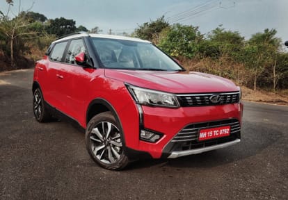 Maruti Vitara Brezza, tata Nexon and Ford Ecosport Rival Mahindra XUV300 received 4000 bookings