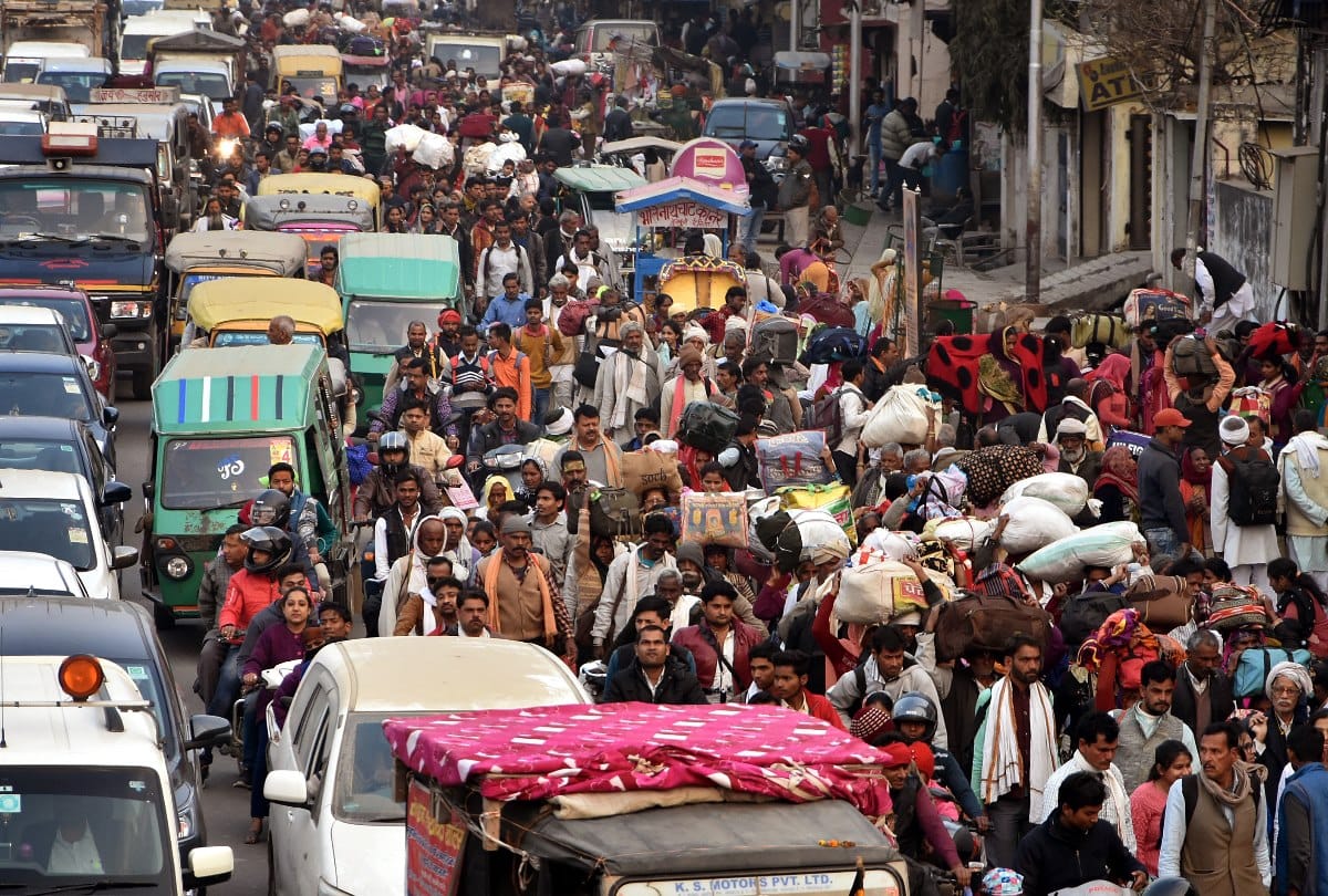 Heavy Crowd in Kumbh Mela Allahabad Situation on Mauni Amavasya