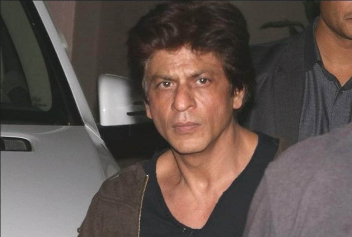 shah Rukh Khan was an usher at Pankaj Udhas concert and got paid Rs 50