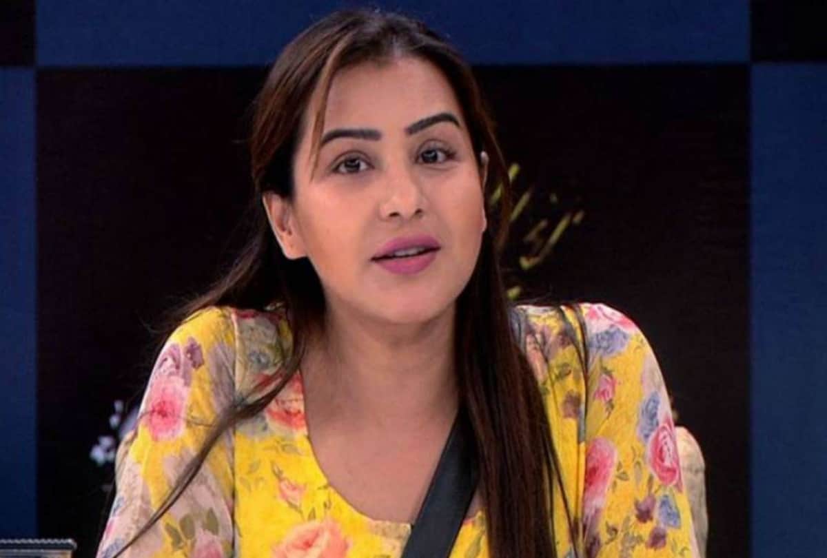 Shilpa Shinde Challenge on Mika Singh Ban Controversy after Performance in Pakistan