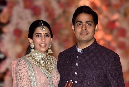 Shloka Mehta and akash ambani announce their daughter name veda akash ambani neeta mukesh ambani