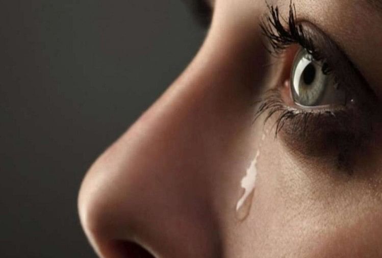 Tears meaning in hindi, tears ka matlab kya hota hai